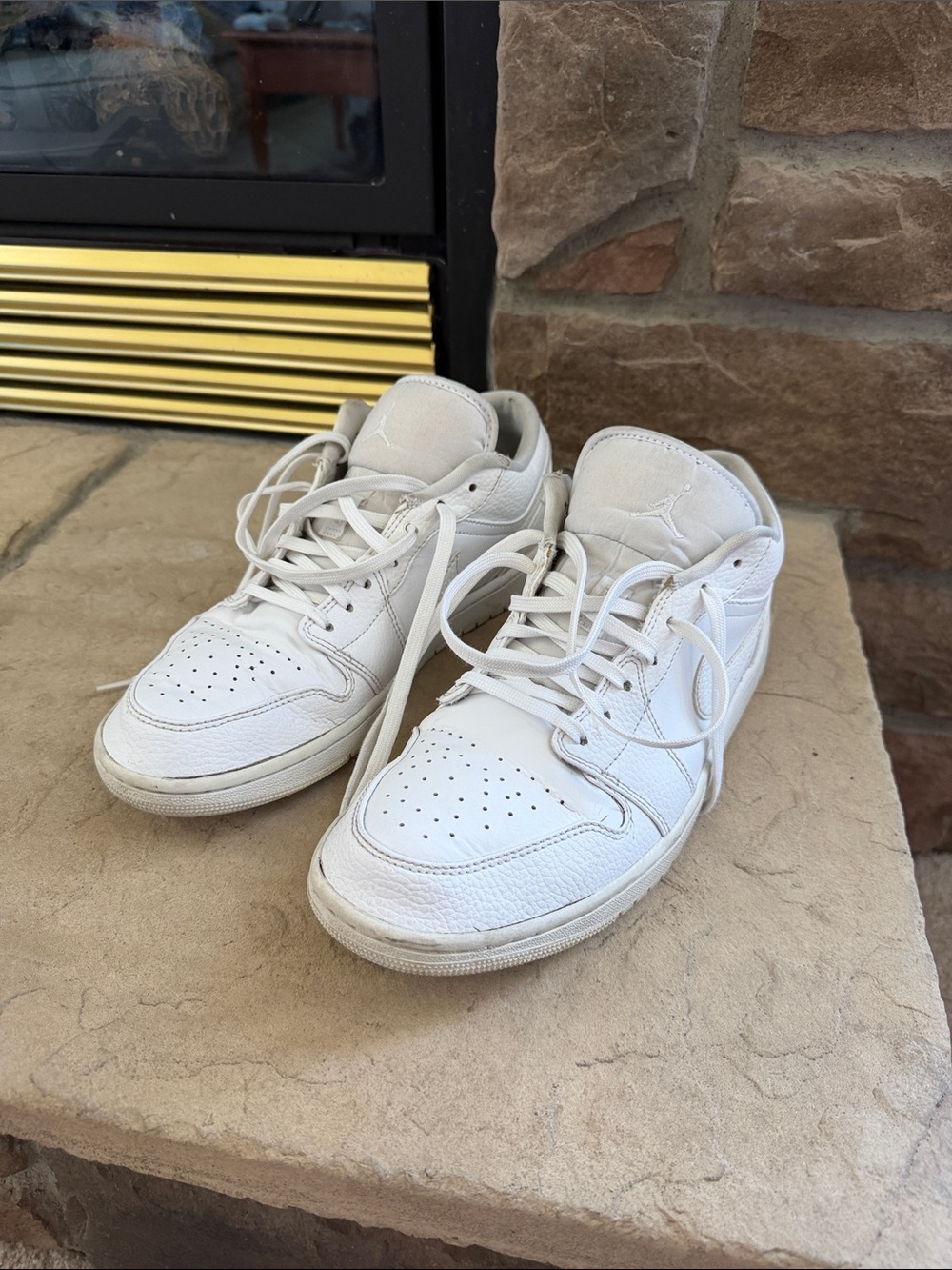 Jordan 1 Lows Triple White Sneakers